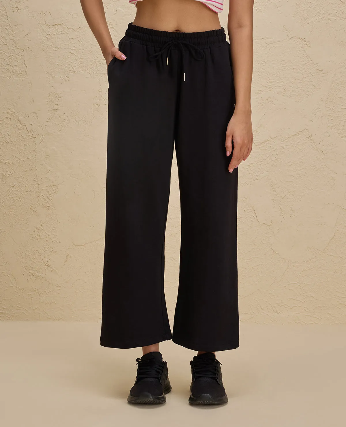 Nykd By Nykaa Summer Essential Comfort Cotton Terry Lounge Pants -NYLE606-Jet Black