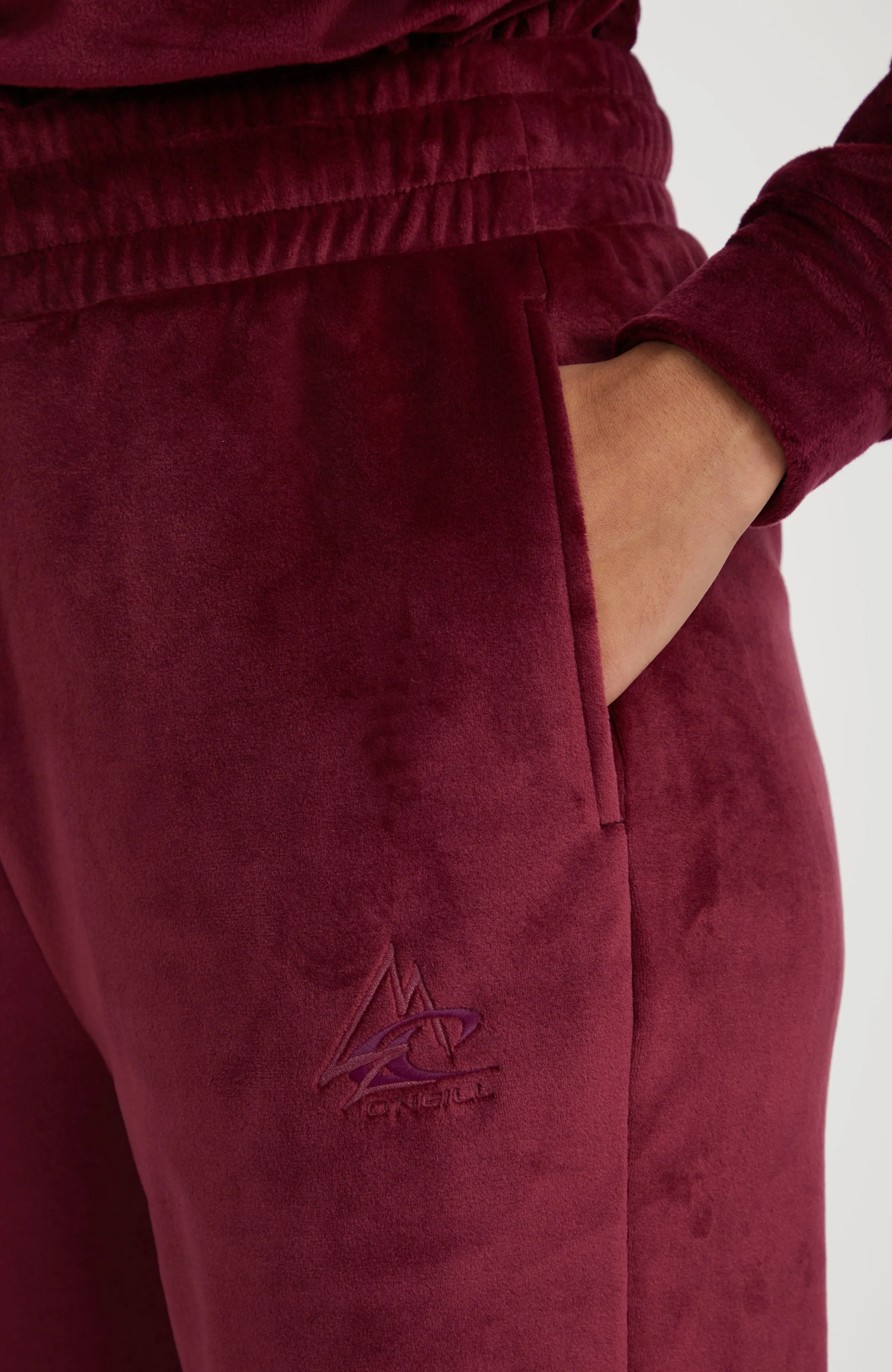 Velour Sweatpants | Windsor Wine